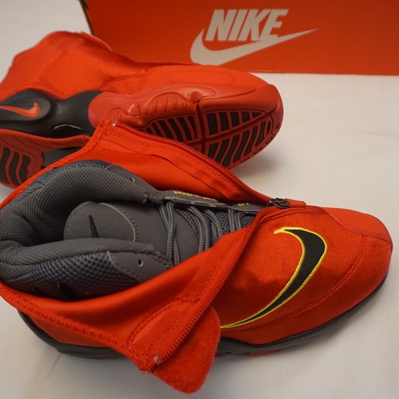 [SOLD] NWT Air Zoom Flight 98 The Glove Miami Heat - Picture 4 of 4